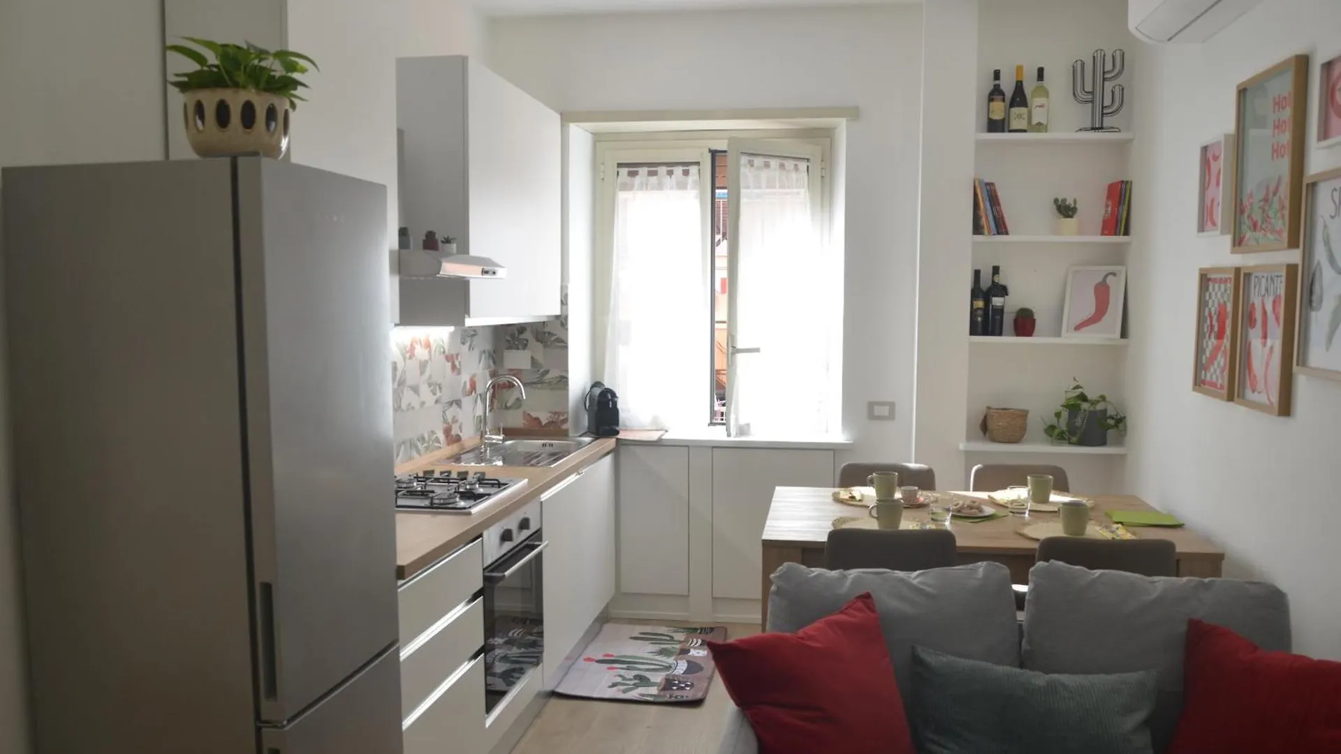 Apartment 50 Al Vaticano House Rome Italy